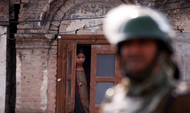 Kashmir tension persists after Shopian killings