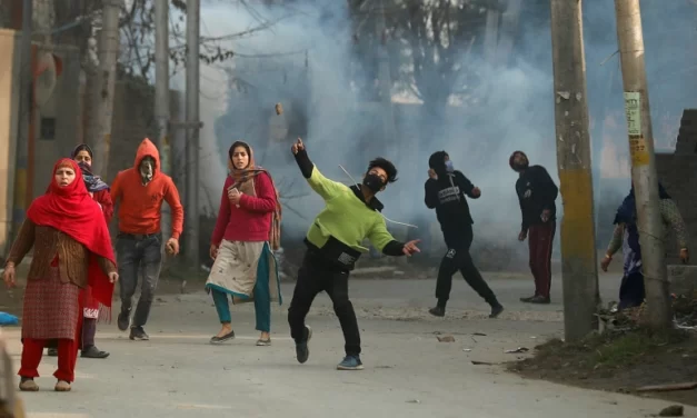 Suspected rebel killed in fresh Kashmir gun battle