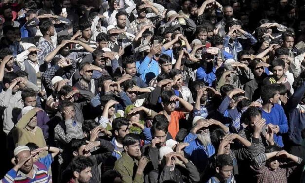 People suffer in absence of consumer court in Kashmir