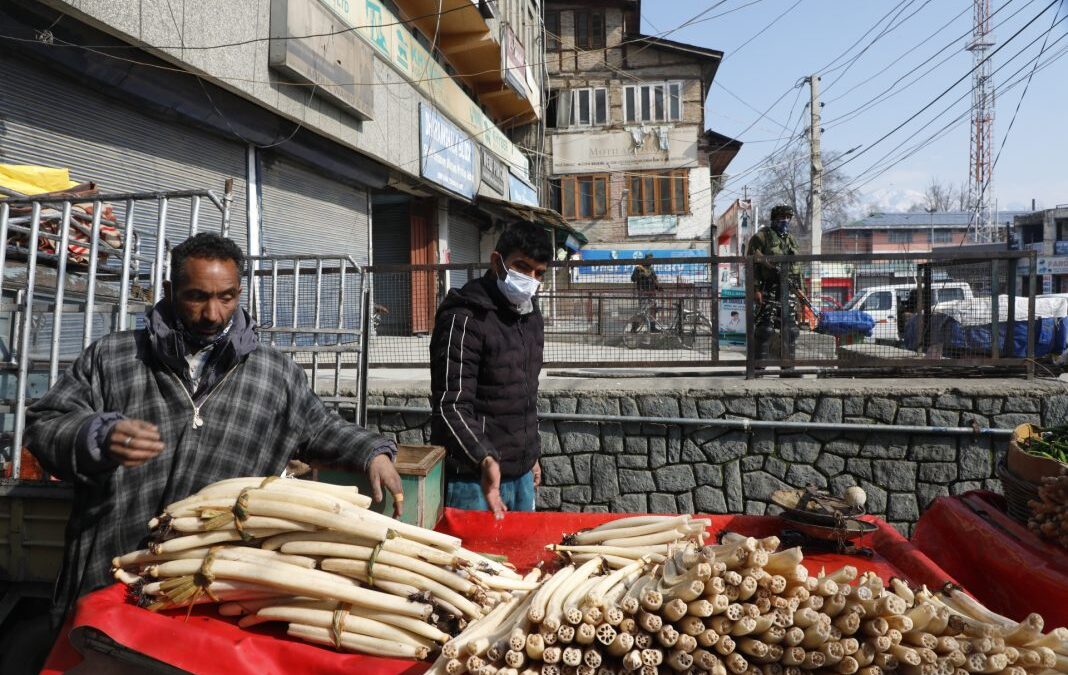 Srinagar’s vendors caught between livelihood and ‘anti-encroachment drive’